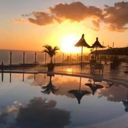 Infinity Horizon - Puerto Rico Apartman
